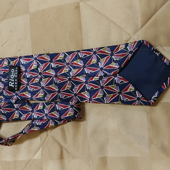 Ricco handmade Italian silk necktie - Picture 3 of 4